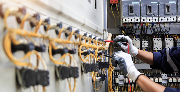 Professional Electrician technician working in Winston, OR